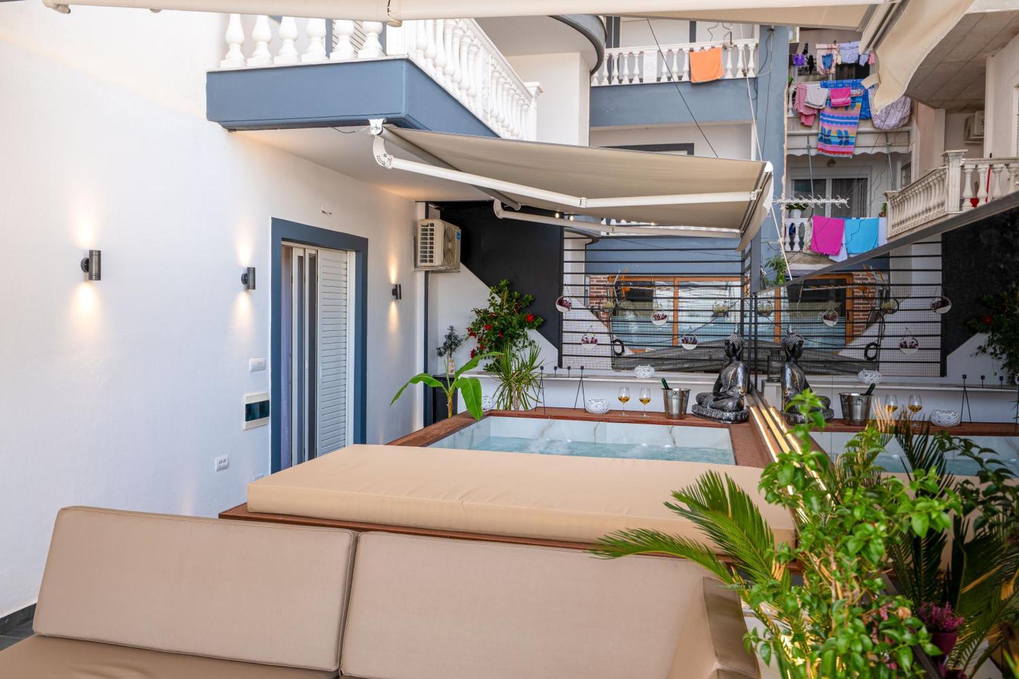Mato Luxury Apartments ซารานเดอ ภายนอก รูปภาพ